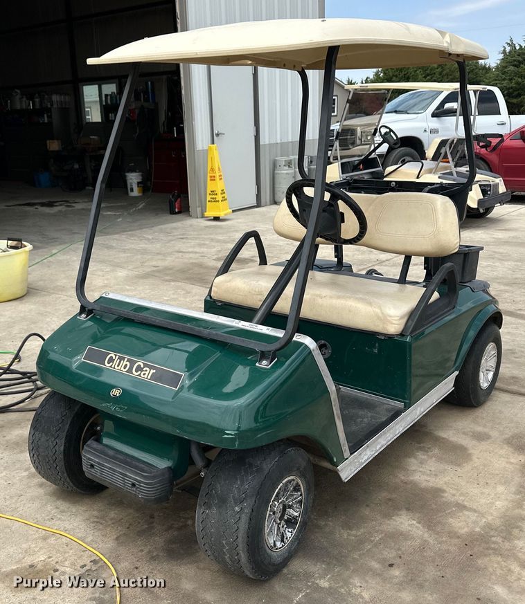 image for item OI9196 2002 Club Car DS Golf golf cart