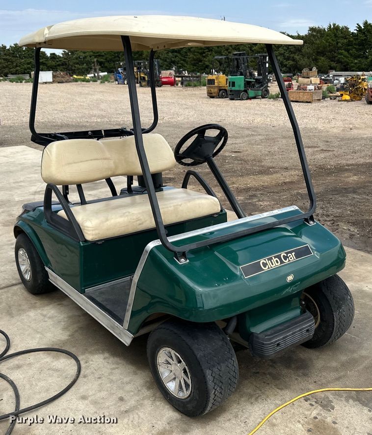image for item OI9196 2002 Club Car DS Golf golf cart