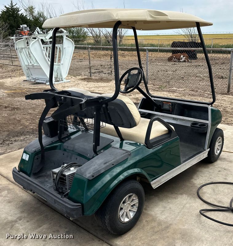 image for item OI9196 2002 Club Car DS Golf golf cart