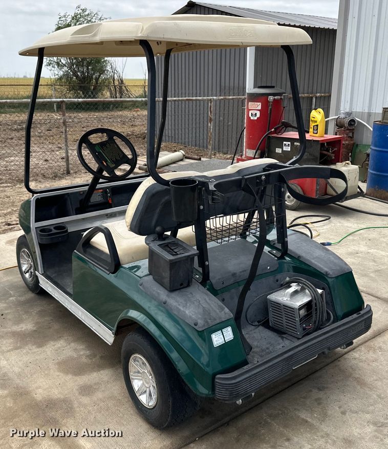 image for item OI9196 2002 Club Car DS Golf golf cart
