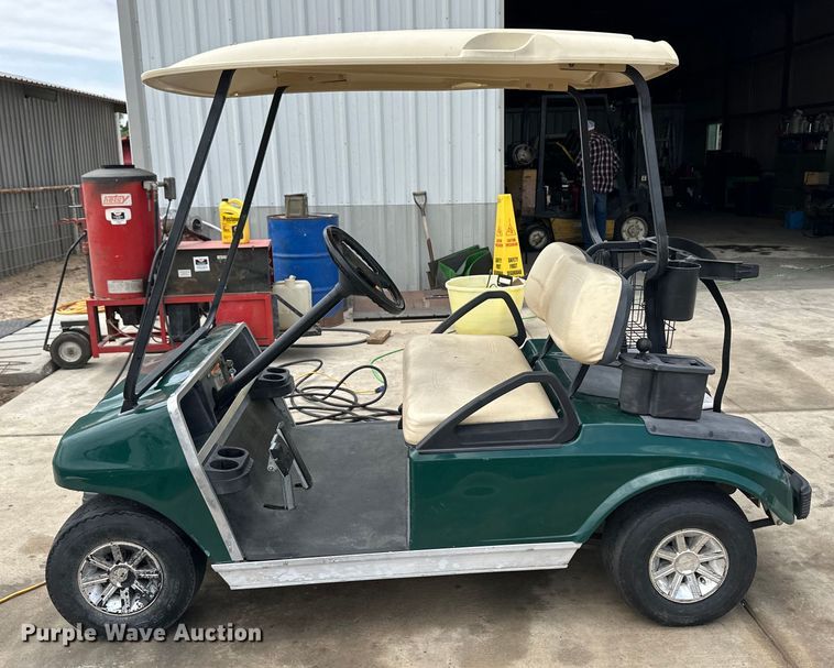 image for item OI9196 2002 Club Car DS Golf golf cart
