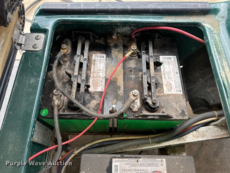 image for item OI9196 2002 Club Car DS Golf golf cart