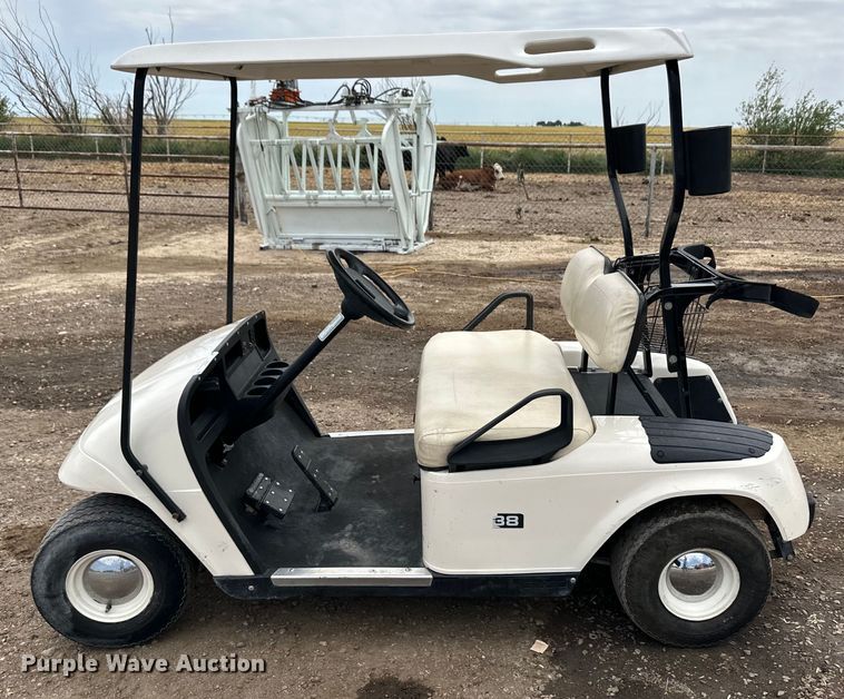 image for item OI9197 EZ-GO golf cart