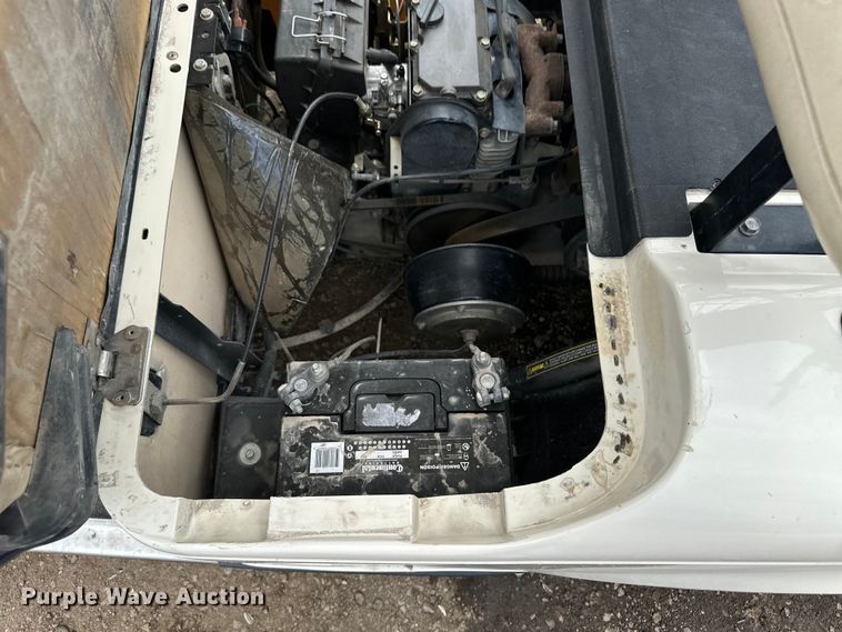 image for item OI9197 EZ-GO golf cart