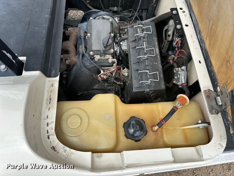 image for item OI9197 EZ-GO golf cart