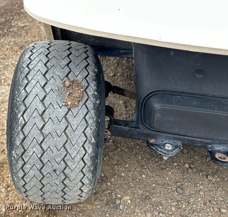 image for item OI9197 EZ-GO golf cart