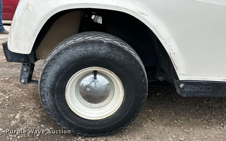 image for item OI9197 EZ-GO golf cart