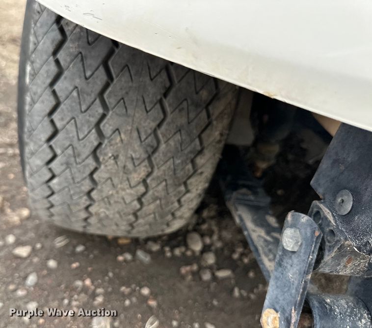 image for item OI9197 EZ-GO golf cart