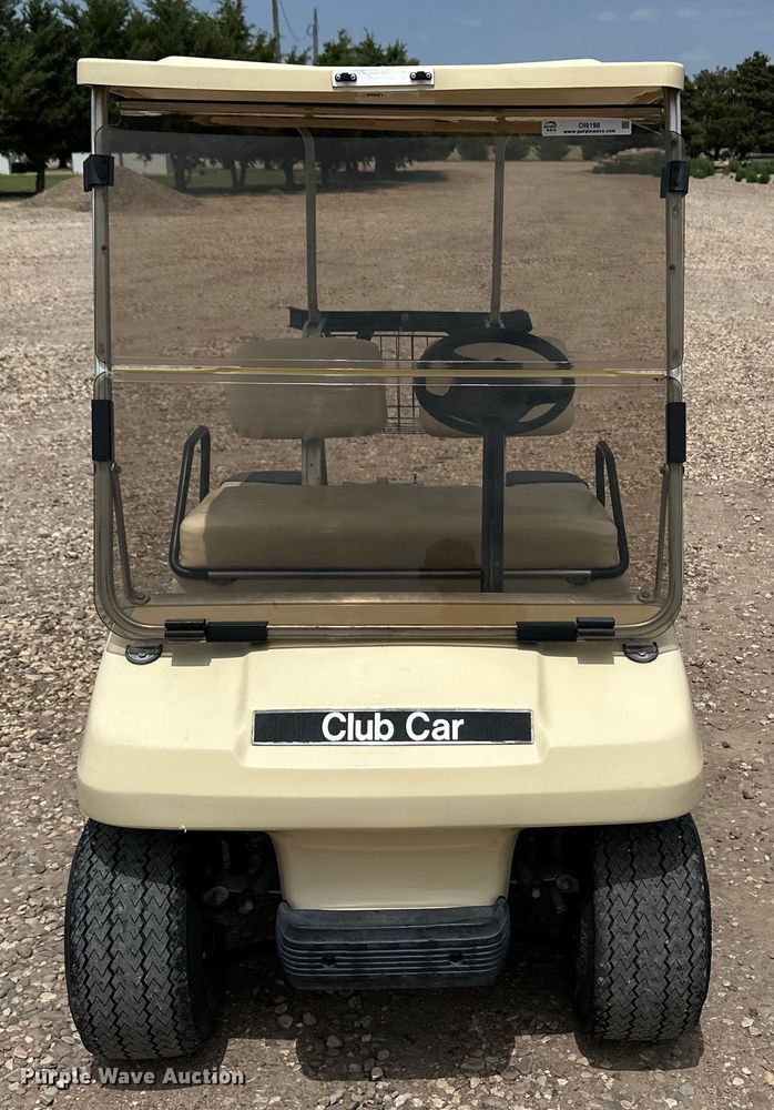 image for item OI9198 1997 Club Car DS golf cart