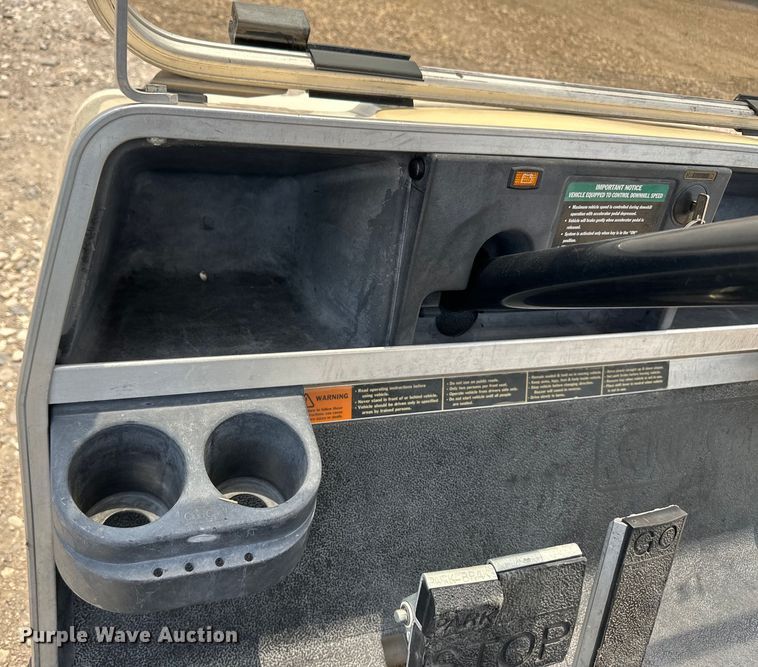 image for item OI9198 1997 Club Car DS golf cart