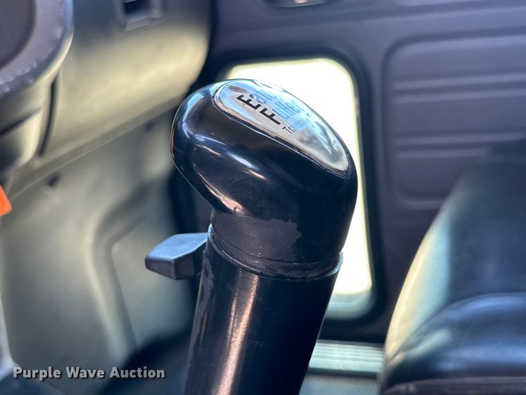 image for item DK6586 2007 Peterbilt 378 semi truck