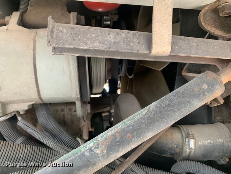 image for item DM7855 1993 International 9600 semi truck