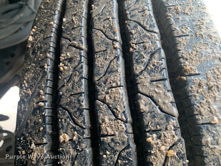 image for item DM7855 1993 International 9600 semi truck