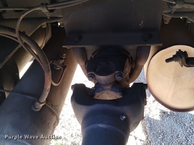 image for item DQ6109 2001 Kenworth  W900 semi truck