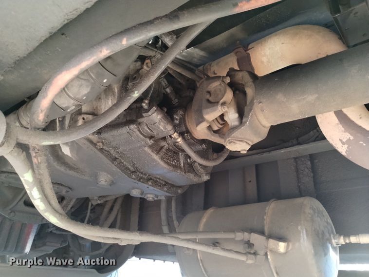 image for item DQ6109 2001 Kenworth  W900 semi truck