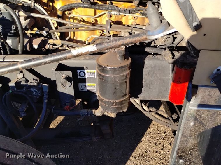 image for item DQ6109 2001 Kenworth  W900 semi truck