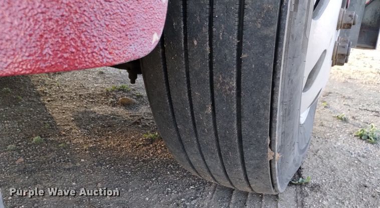 image for item DQ6109 2001 Kenworth  W900 semi truck