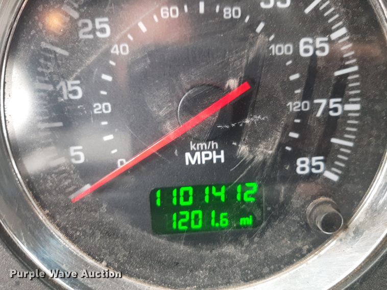 image for item DQ7068 2013 Kenworth T700 semi truck