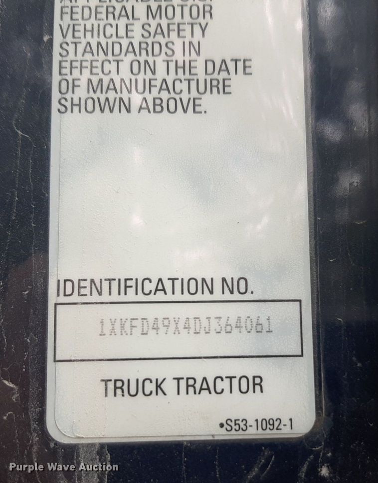 image for item DQ7068 2013 Kenworth T700 semi truck