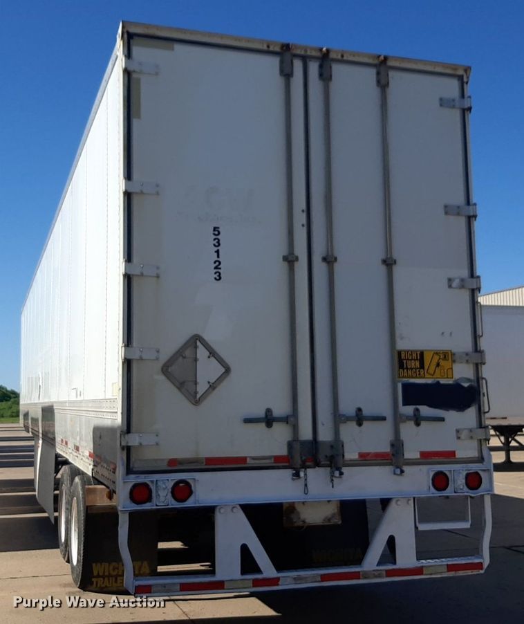 image for item DQ7075 2006 Wabash dry van trailer