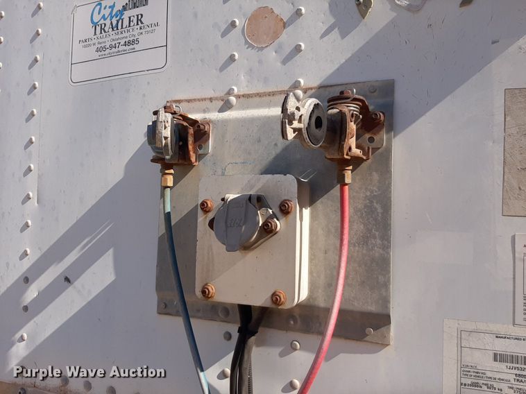 image for item DQ7075 2006 Wabash dry van trailer