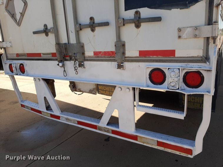 image for item DQ7075 2006 Wabash dry van trailer
