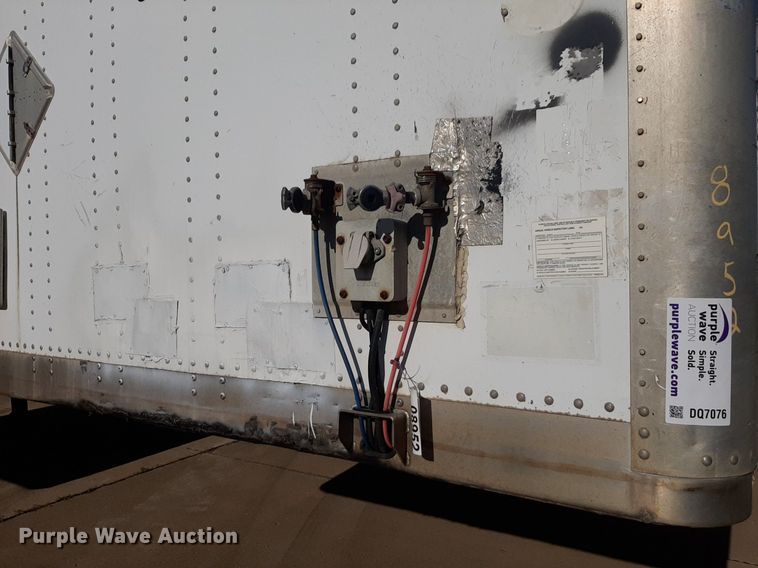 image for item DQ7076 2005 Wabash dry van trailer