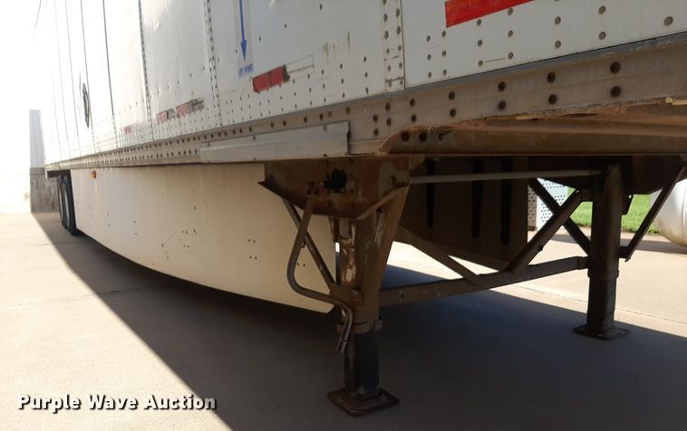 image for item DQ7076 2005 Wabash dry van trailer