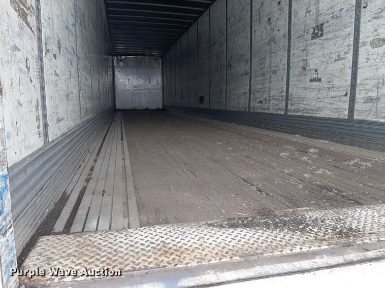 image for item DQ7076 2005 Wabash dry van trailer