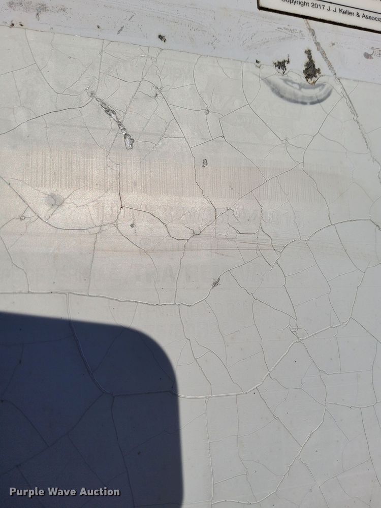 image for item DQ7076 2005 Wabash dry van trailer