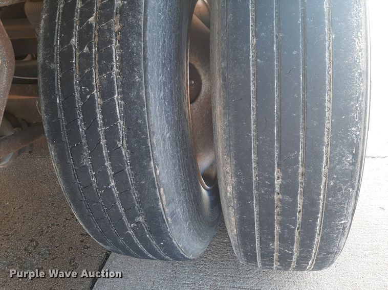 image for item DQ7079 2005 Great Dane dry van trailer