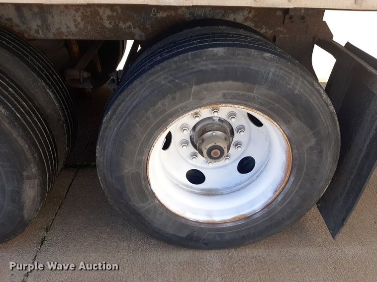 image for item DQ7079 2005 Great Dane dry van trailer