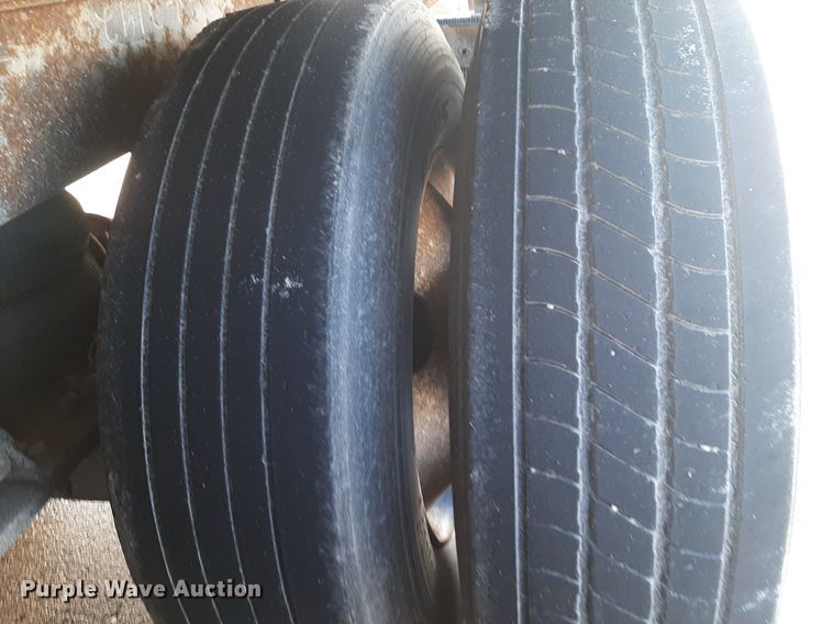 image for item DQ7079 2005 Great Dane dry van trailer