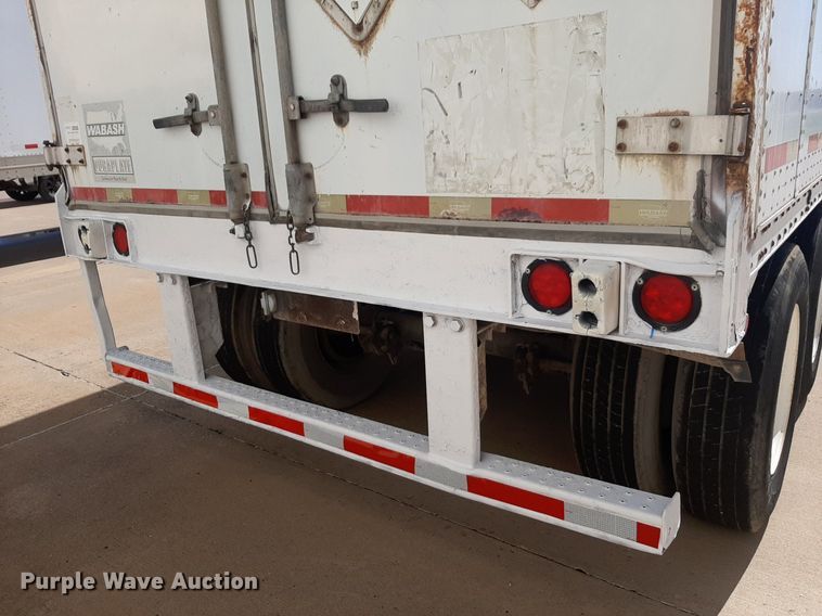 image for item DQ7081 2007 Wabash dry van trailer