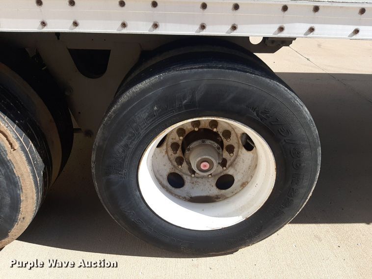 image for item DQ7081 2007 Wabash dry van trailer