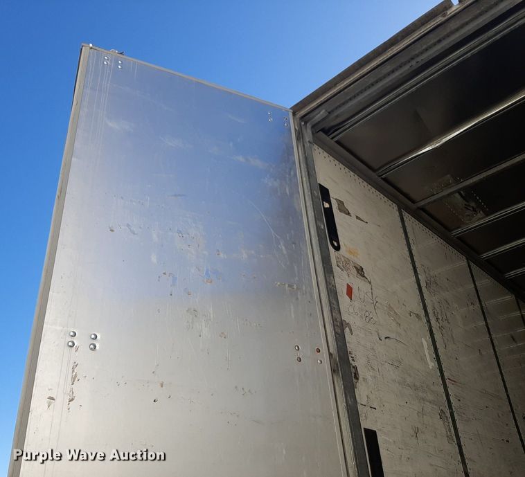 image for item DQ7084 2006 Trailmobile dry van trailer