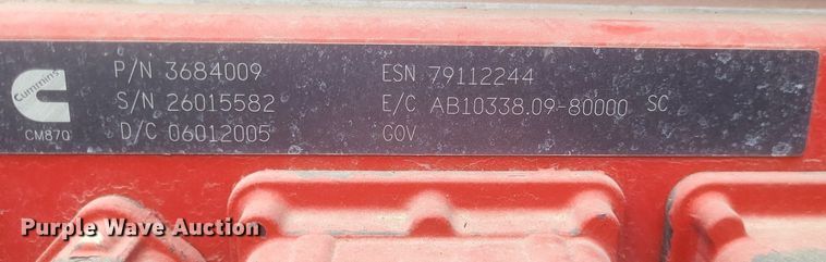 image for item DR4760 2006 Volvo  VNL toy hauler RV