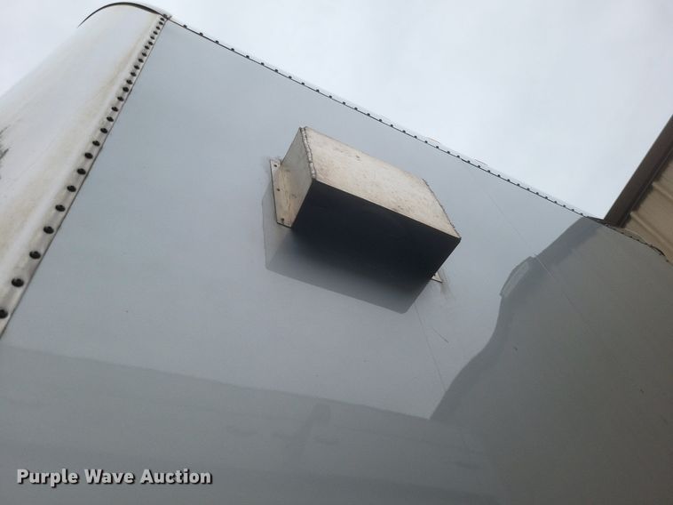 image for item DR4761 2012 BMS Navigo SS22R enclosed cargo trailer