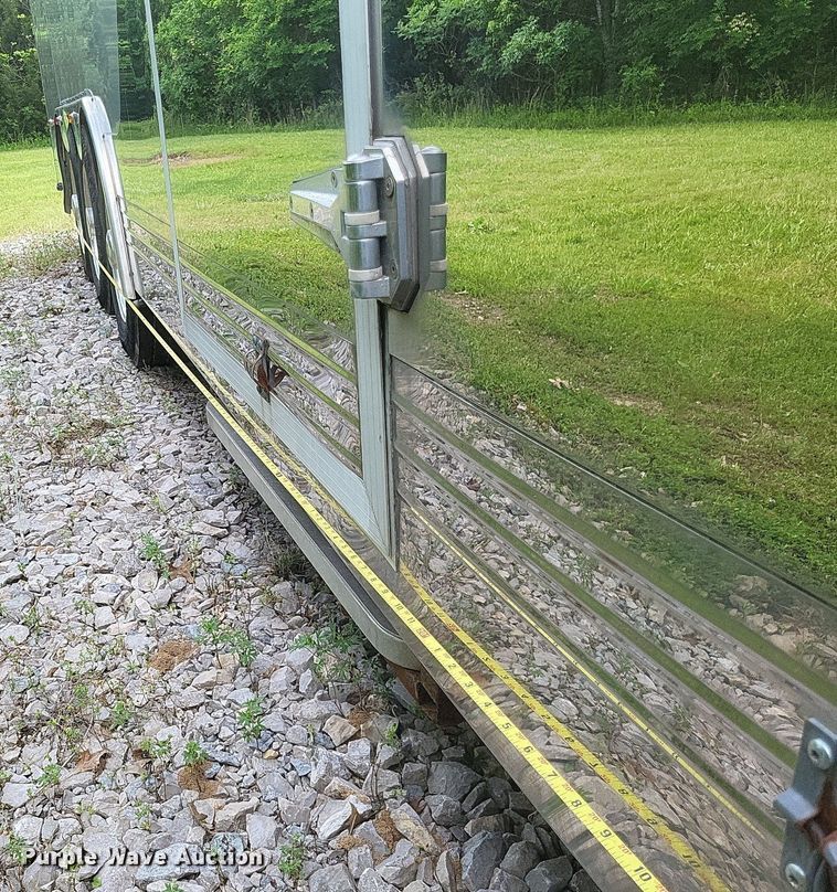 image for item DR4761 2012 BMS Navigo SS22R enclosed cargo trailer