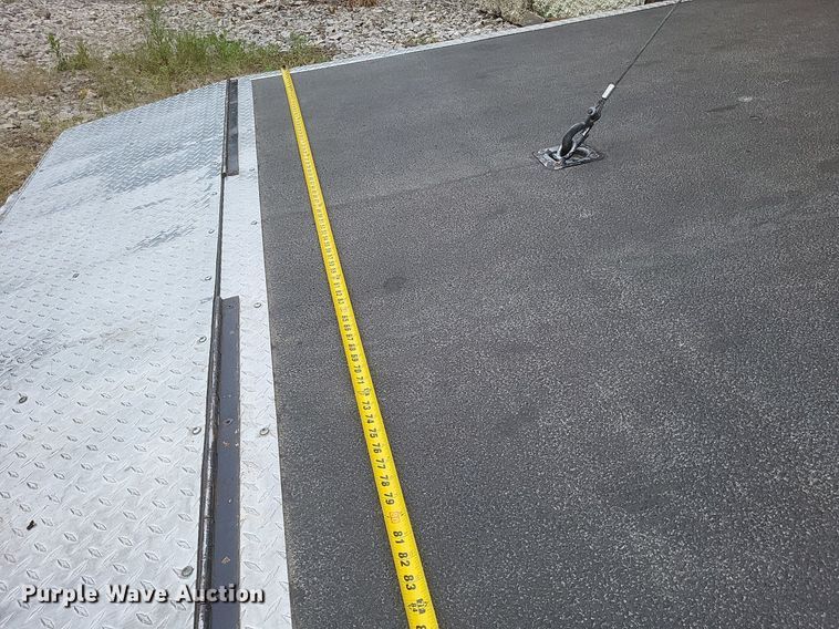 image for item DR4761 2012 BMS Navigo SS22R enclosed cargo trailer