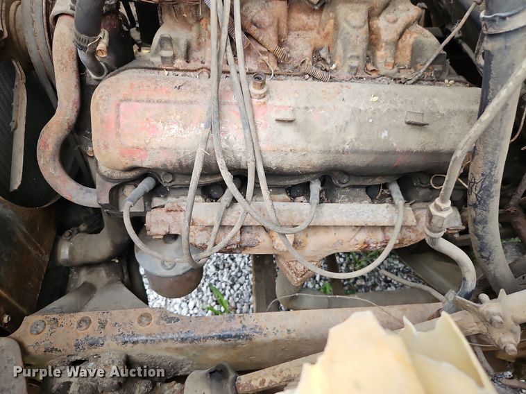 image for item DR8601 1971 International Harvester  Loadstar 1600 water truck