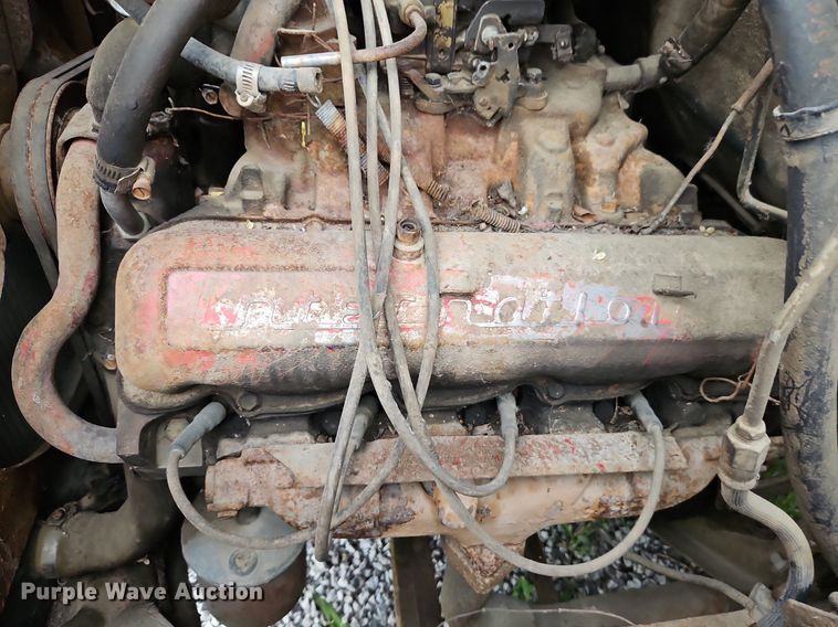 image for item DR8601 1971 International Harvester  Loadstar 1600 water truck