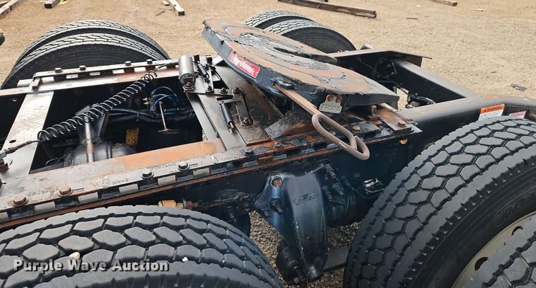 image for item DR8613 2003 Freightliner  Century semi truck