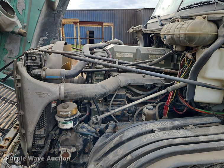 image for item DR8613 2003 Freightliner  Century semi truck