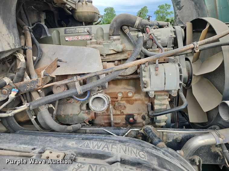 image for item DR8613 2003 Freightliner  Century semi truck