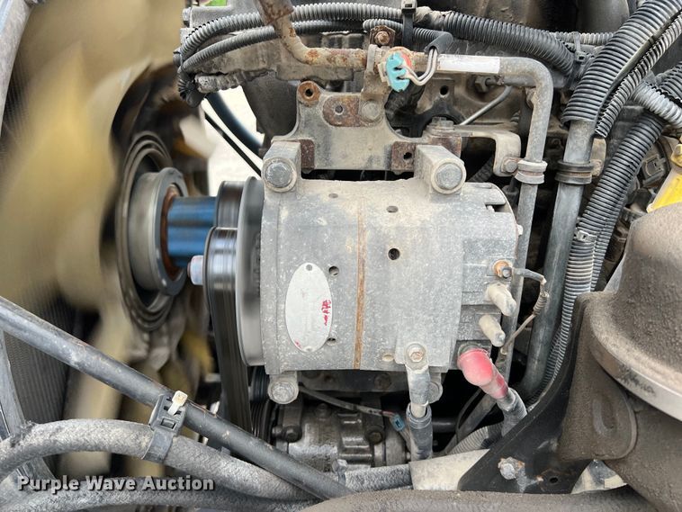 image for item DS3010 2013 Kenworth T660 semi truck