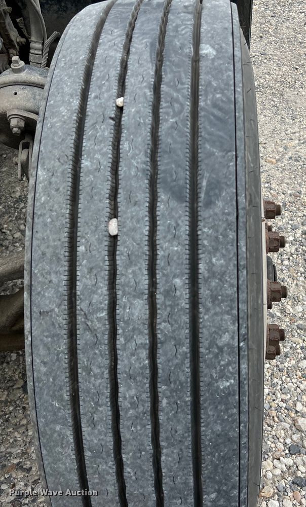 image for item DS3010 2013 Kenworth T660 semi truck