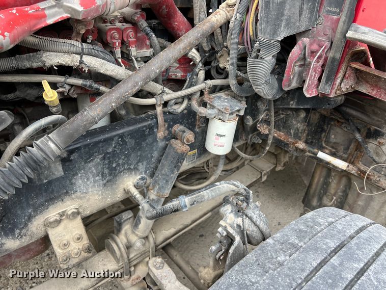 image for item DS3012 2009 Peterbilt  386 semi truck