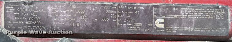 image for item DS3012 2009 Peterbilt  386 semi truck