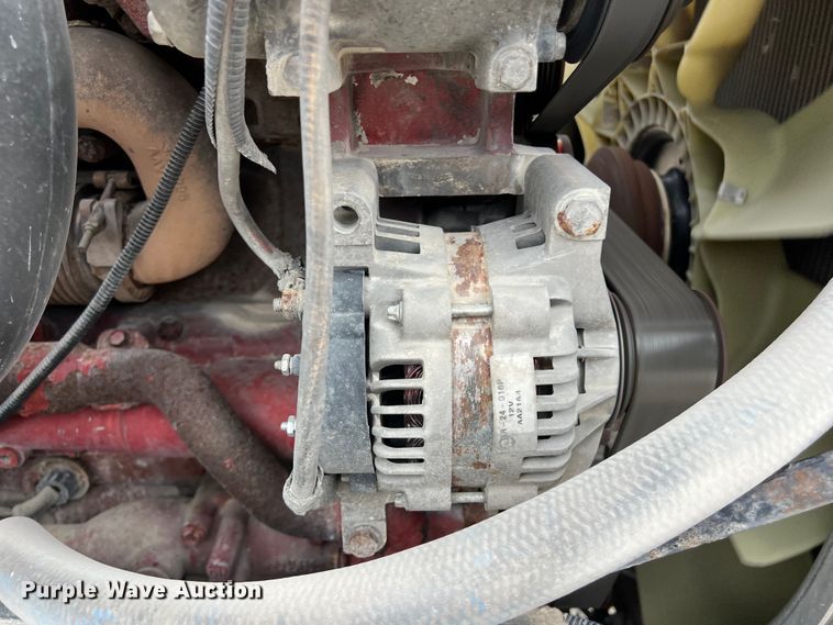 image for item DS3012 2009 Peterbilt  386 semi truck